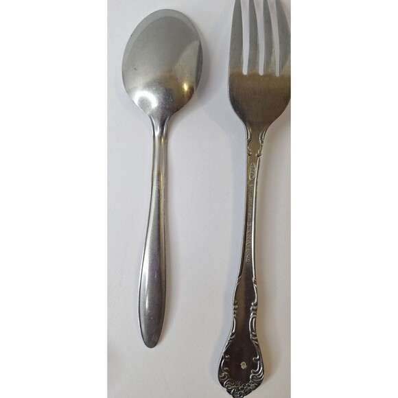 Vtg Stainless Steel Silverware WALCO, DELCO ,IMPERIAL ,HULL ,DIANA ,ROGERS BROS. - Picture 8 of 11